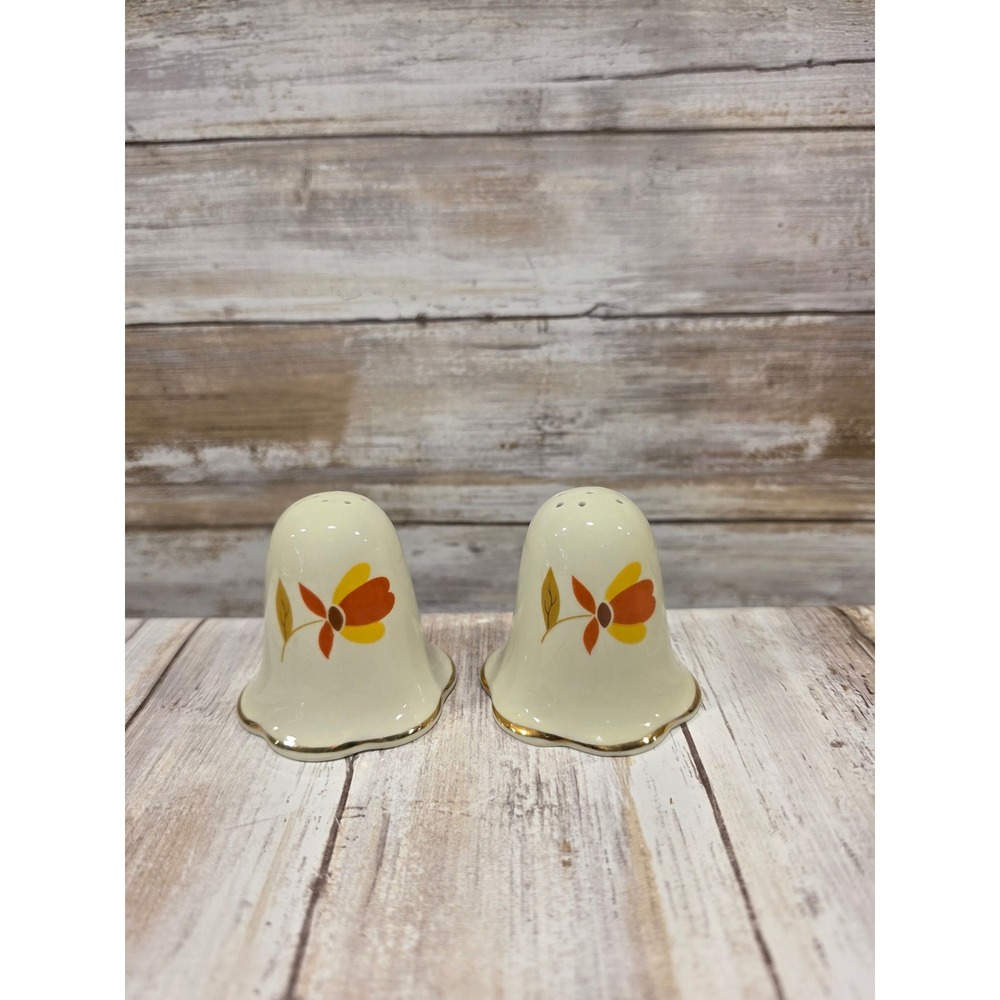 Vintage Salt‎ and Pepper Shakers Retro Floral Gold Trim Cream Halls Autumn Leaf